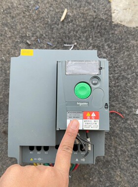 施耐德变频器ATV310HU30N4A 1台3千瓦，380v