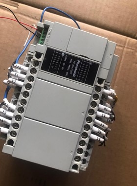 松下AFPXHC30T-F口罩机拆机PLC,成色很好，有能力