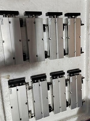 亚德客双杆气缸 TN20X100S