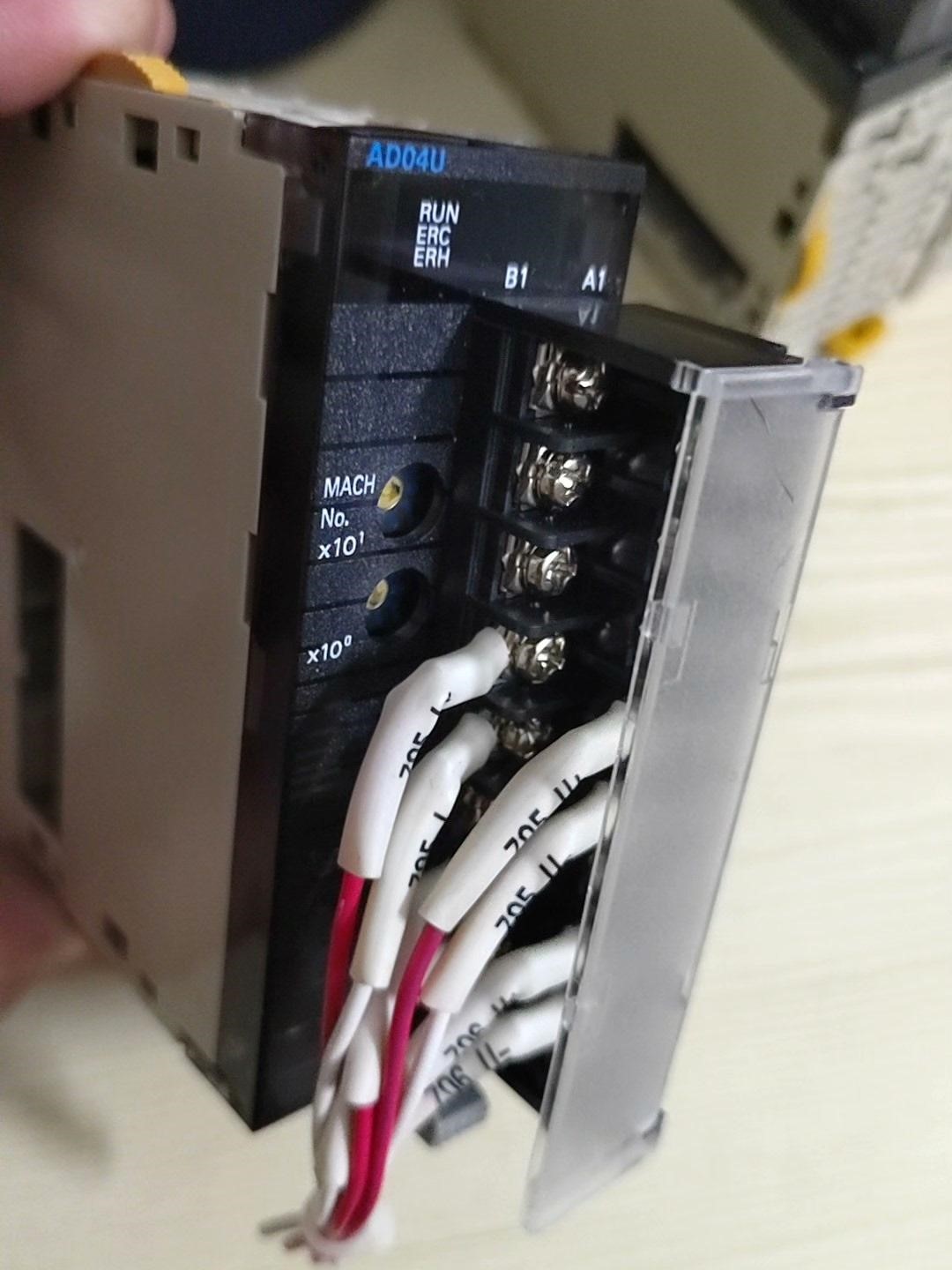欧姆龙 PLC模块 CJ1W-AD04U