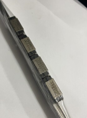 THK滑块HSR8RM，轨道270mm配4个滑块，只有1条单