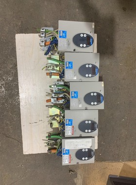 施耐德驱动器LXM05AD17M2，1.2KW，实物拍摄，成
