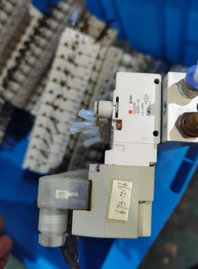 SMC电磁阀VQZ232-5YZB1-C4品牌：SMC