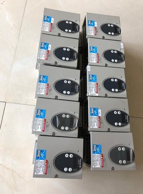 施耐德驱动器1.4KW 型号是LXM05BD14N4 成色好