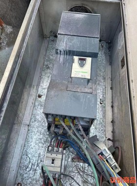 拆机施耐德变频器  型号ATV61FHD90N4Z   90