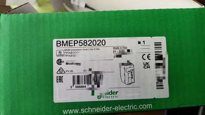 施耐德BMEP582020全新原装正品保内，照图发货，只有一