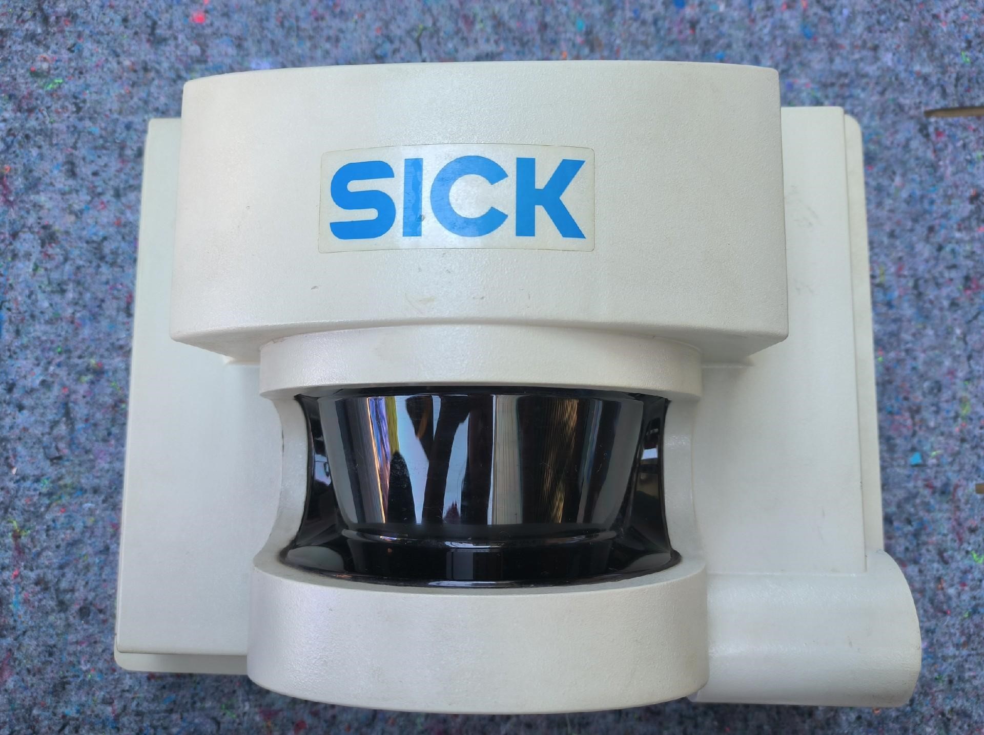 sick西克激光雷达测距仪 LMS221-30206