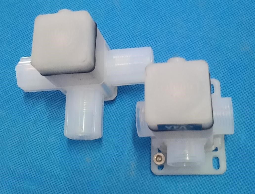 PFA三通阀 内牙 扩口三通阀 1/4  英特格PFA三通阀