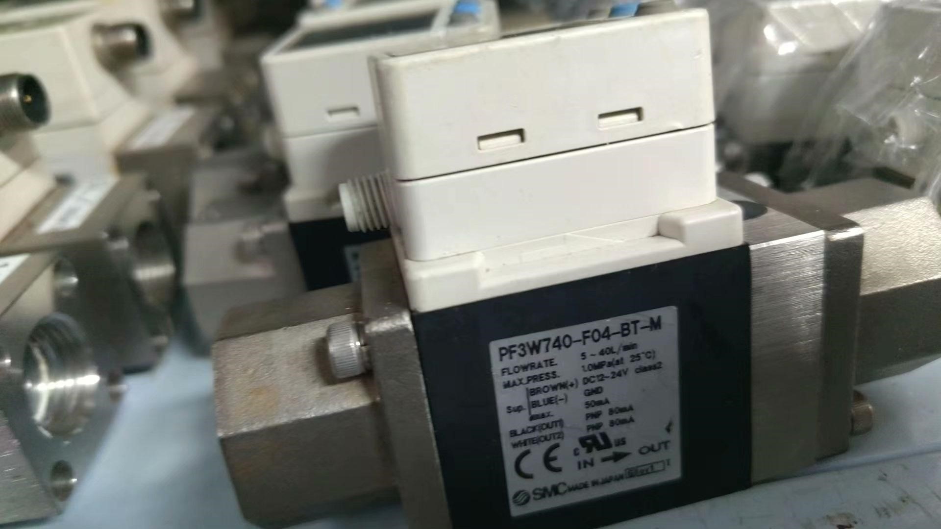 PF3W740-F04-BT-M SMC原装水用数字式流量开