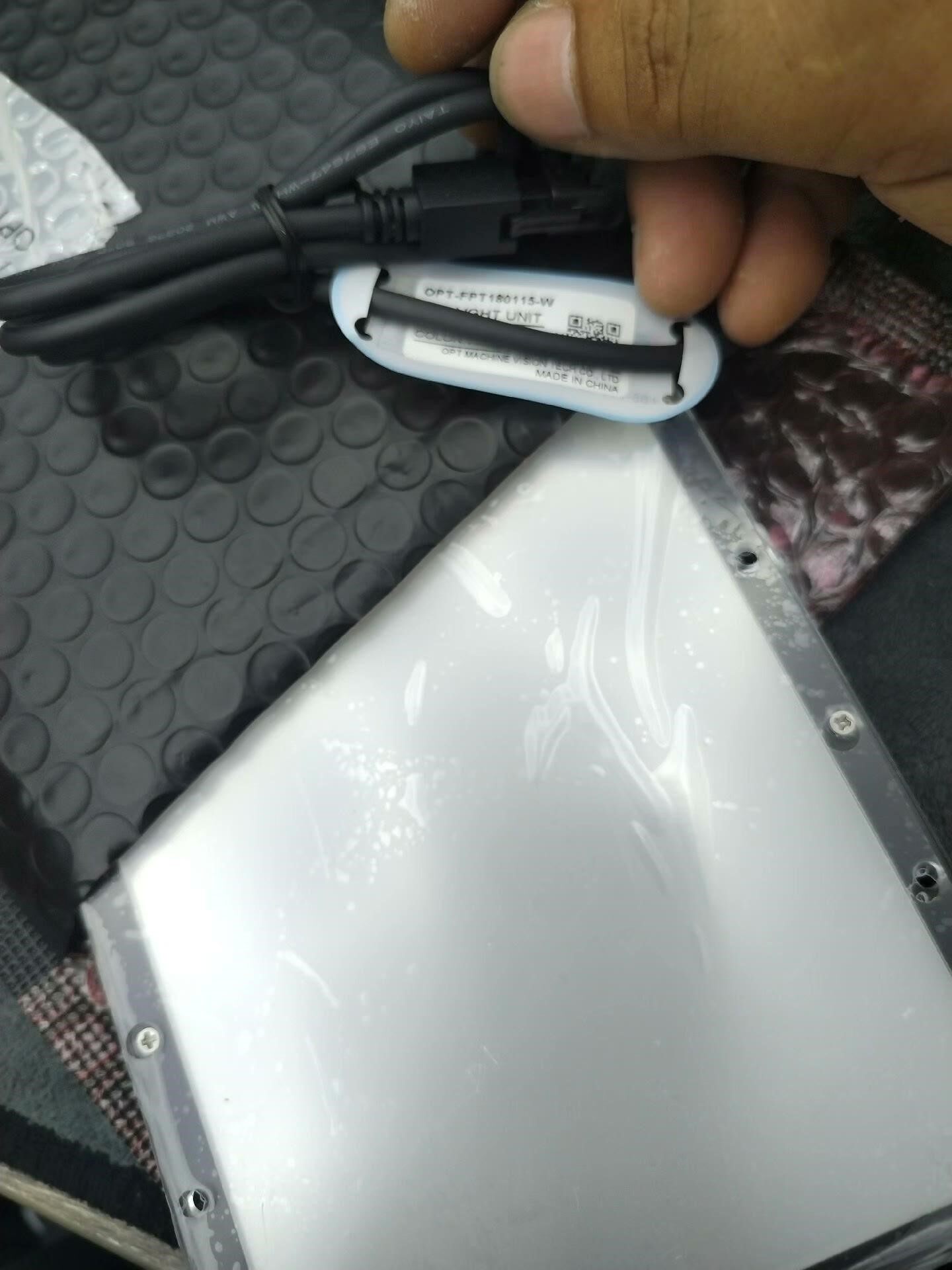 工程剩余全新OPT/奥普特视觉光源型号如下：