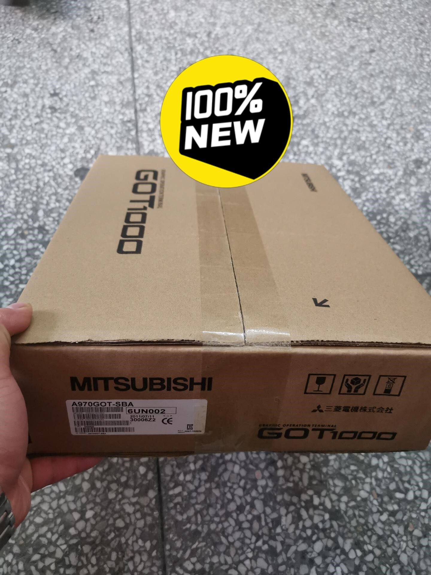 全新原装三菱 触摸屏 A970GOT/ A975GOT-SB