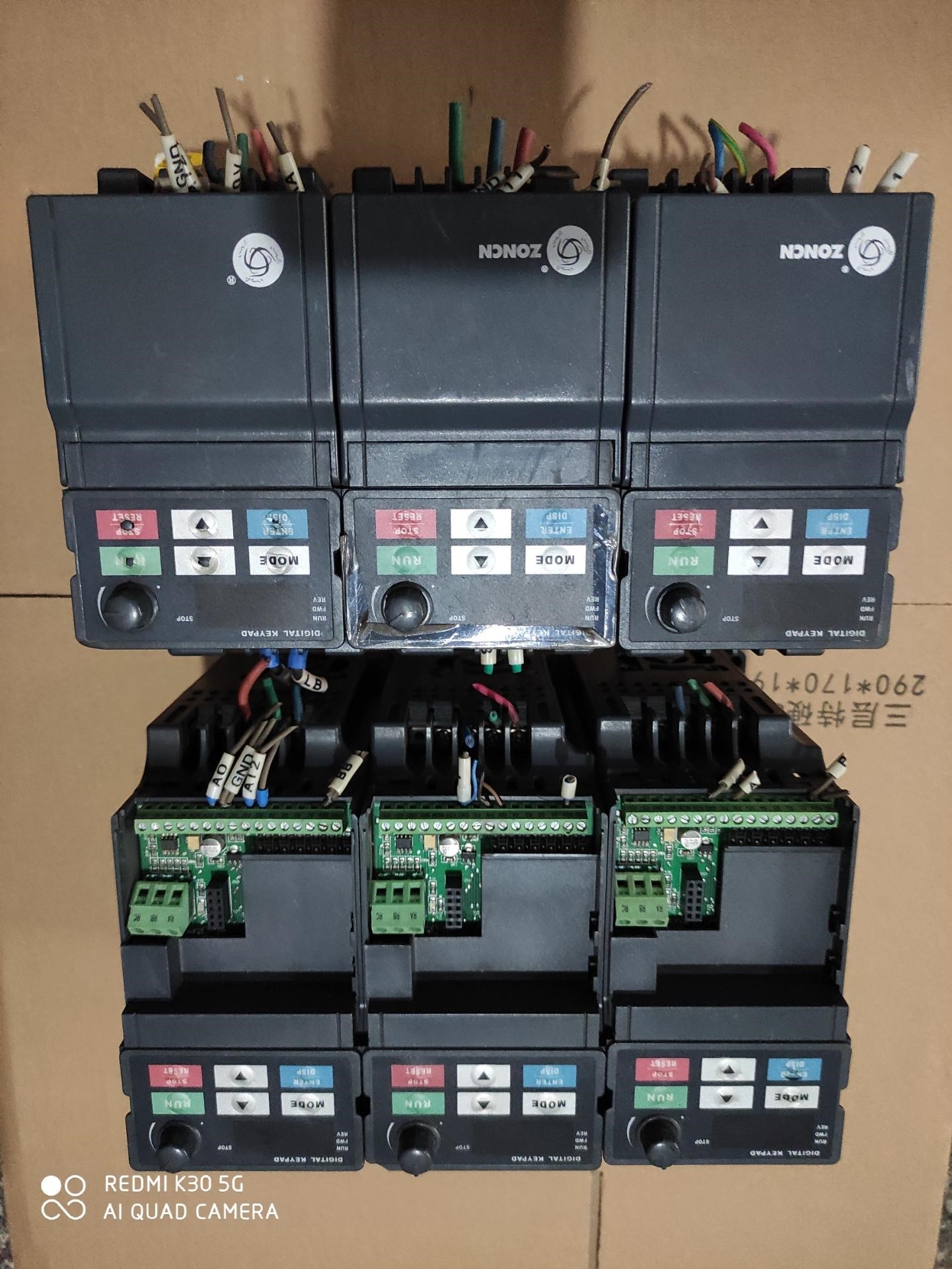 H2200S0D75K 众辰变频器 二手拆机正品实物图 议价