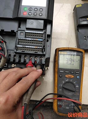 西门子变频器3kw，6SE6440-2UD23-0BA1，没