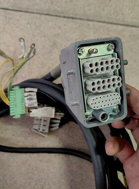 台达4轴机器人驱控一体控制器ASD-MS-0721-FDCS