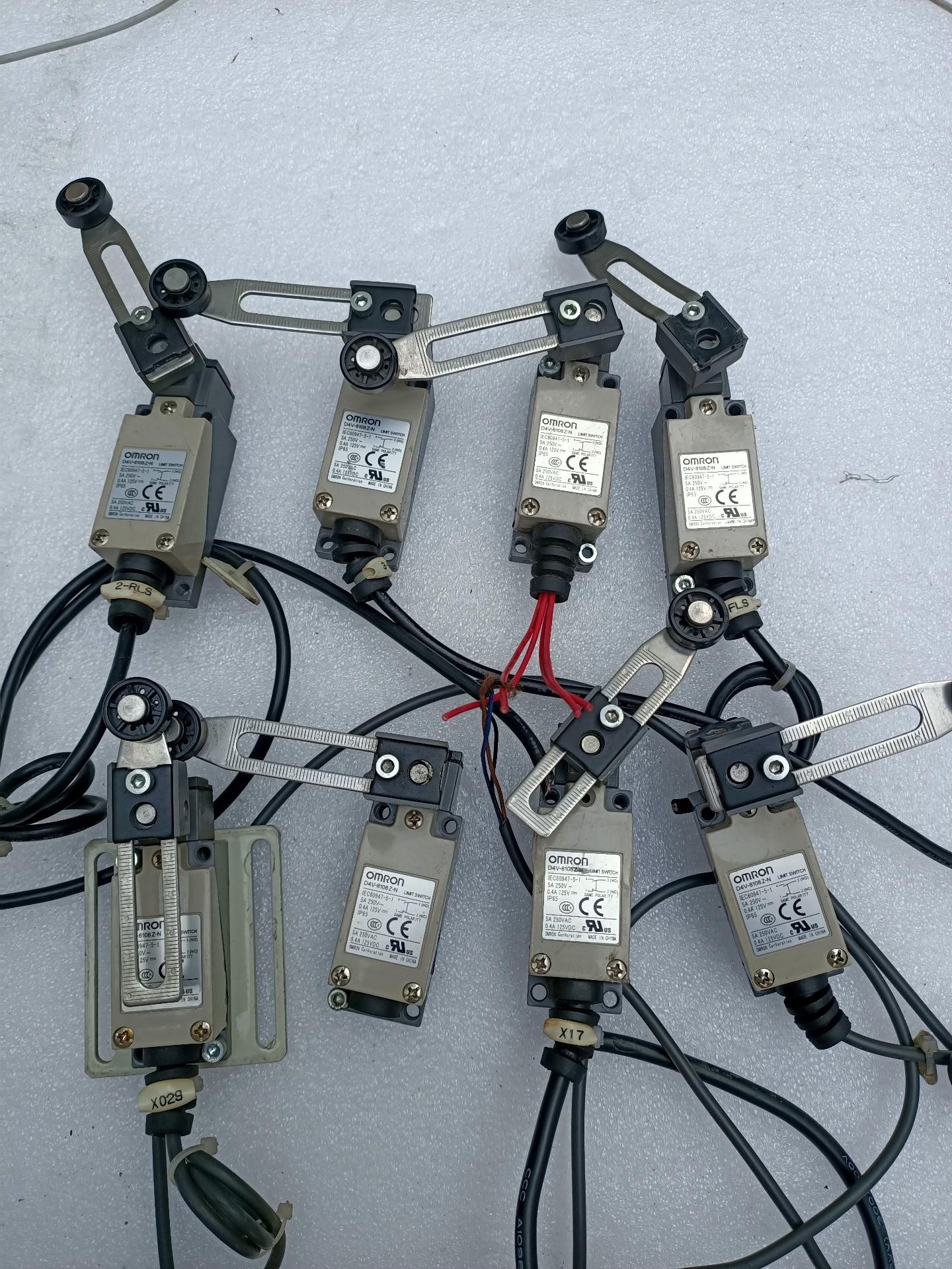原装欧姆龙行程开关D4V-8108Z-N   拆机货  成色