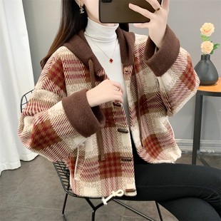 上衣 格子牛角扣毛呢外套女加厚冬季 新款 韩版 撞色连帽针织卫衣开衫