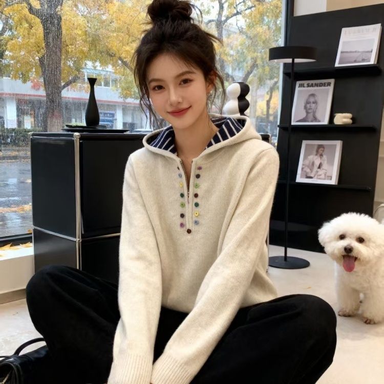 韩系时尚慵懒风软糯连帽针织上衣女2025冬季新款百搭宽松减龄毛衣