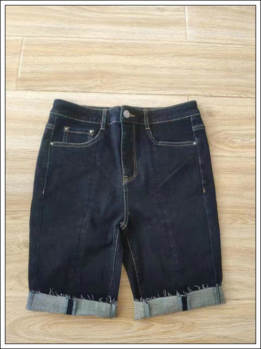 显瘦弹力百搭牛仔热裤卷边
