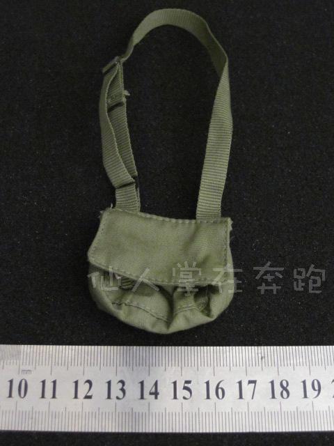 1 6兵人 DID50001 抗震救灾 PLA   绿挎包 现货 现代