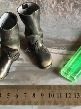 1 6兵人 DID80109 德 送餐兵小猪  短款皮靴 现货  模型