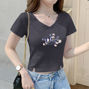 烟灰色v领短款t恤女短袖修身2026夏季高腰漂亮小个子百搭露脐上衣
