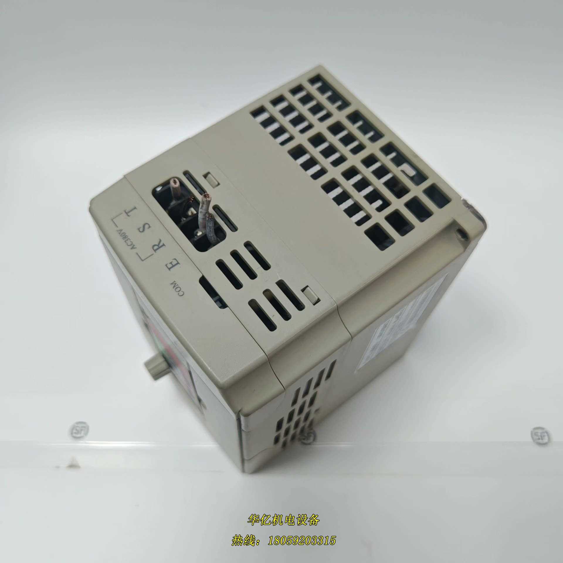 SAJ变频器8000 VR75M3 0.75KW议价