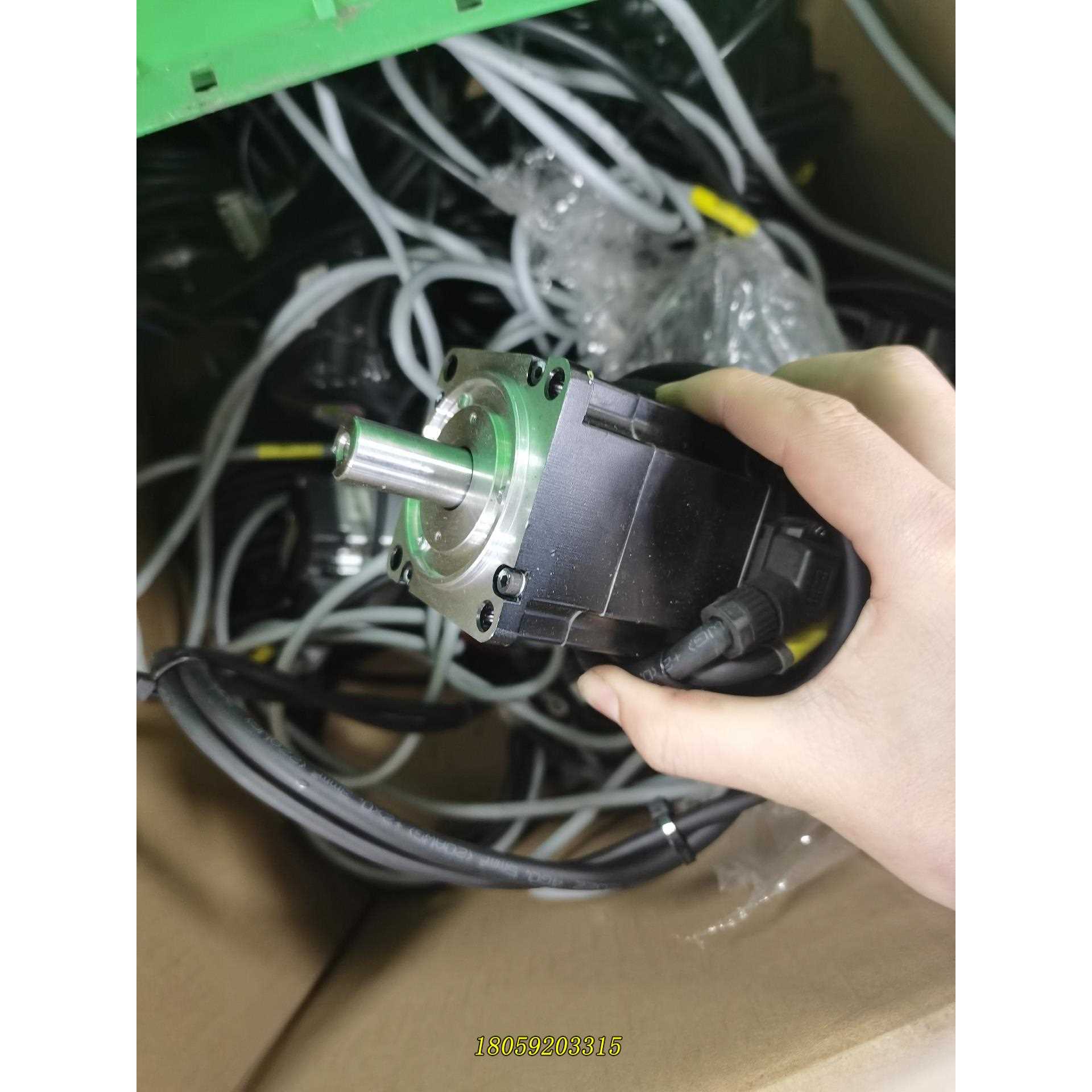 安川伺服马达SGMMS-04ADL6E，SGMMS-04AD议价