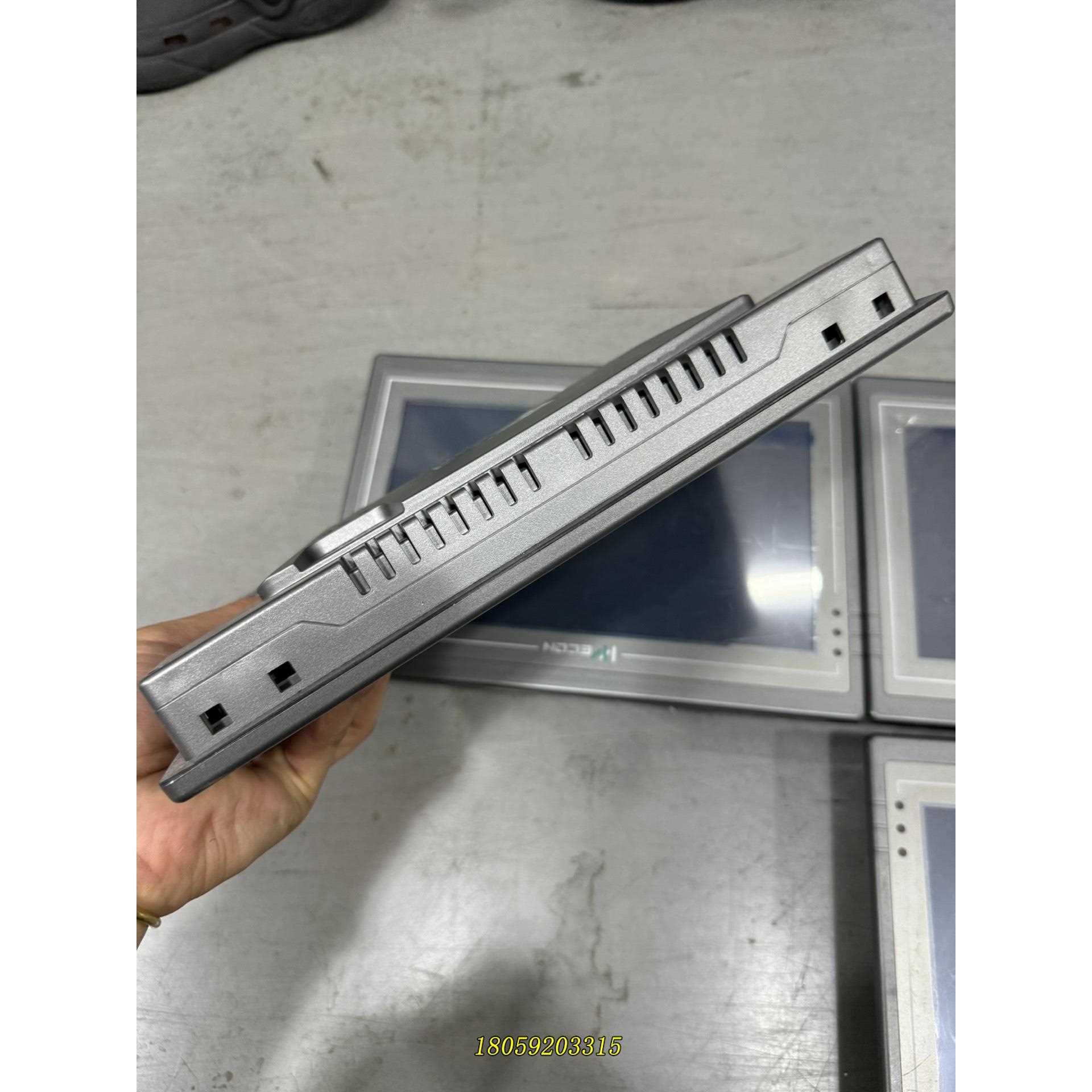 维控PI3102HE触控屏幕，10寸，带网路口，功能正常，成色漂议价