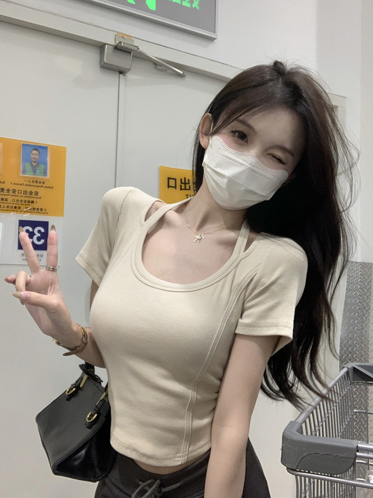 纯欲甜辣妹挂脖短袖鱼骨短款上衣