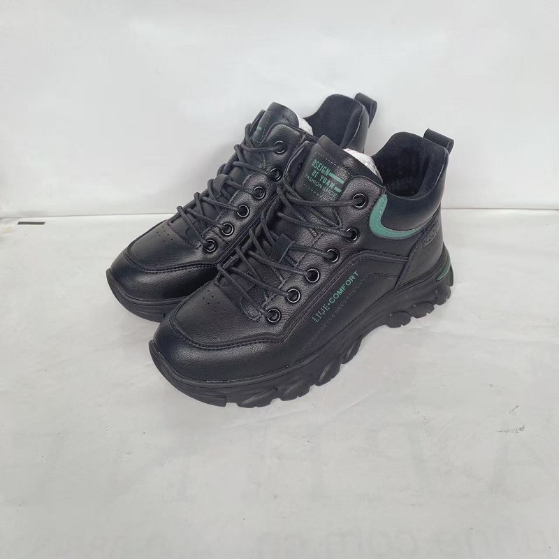 轻便舒适运动鞋加绒旅游鞋防滑