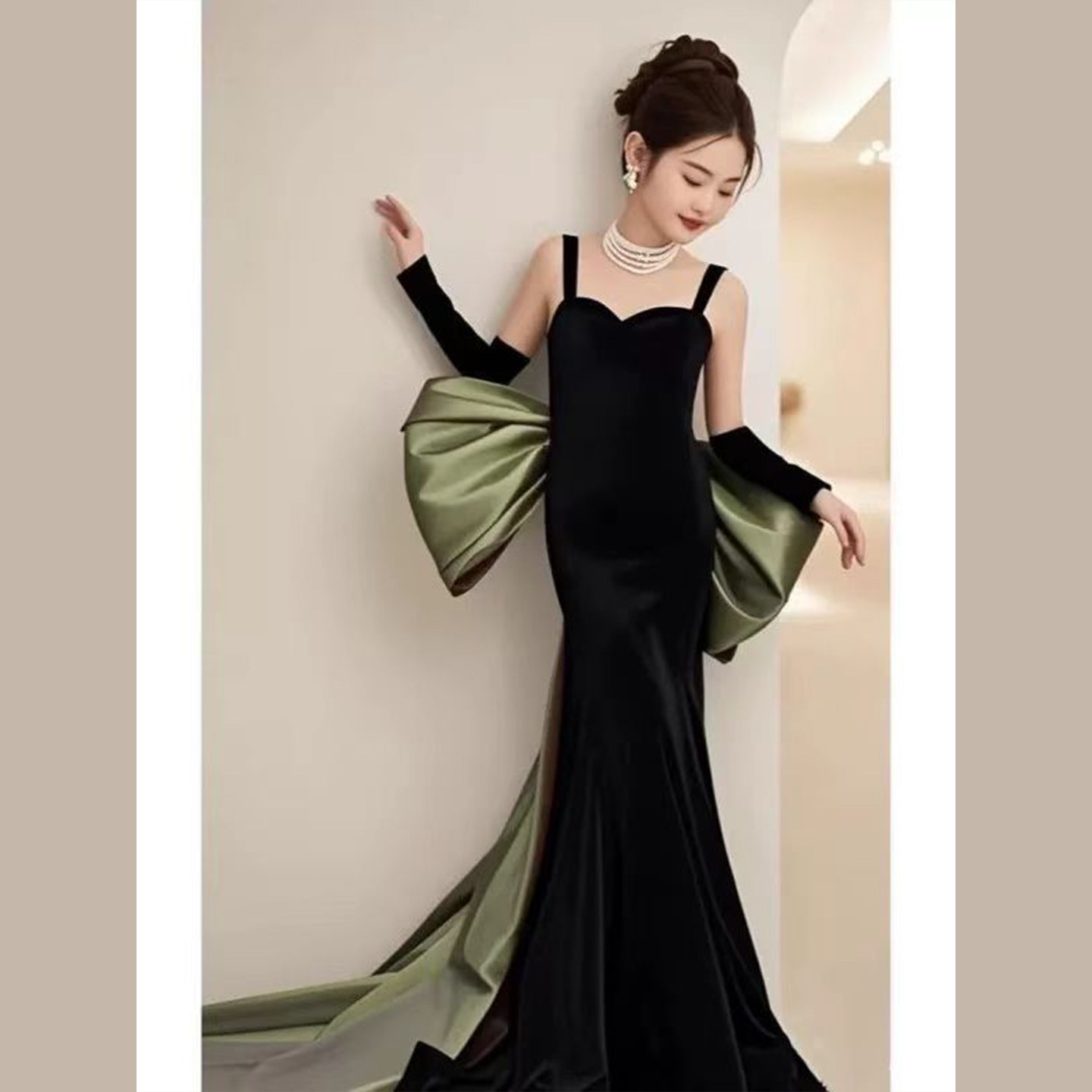 黑色吊带绿色长拖尾女童礼服高端气质包臀鱼尾礼服主持人走秀表演,童装/婴儿装/亲子装,儿童礼服,淘宝优惠券,粉丝福利购,淘宝优惠卷