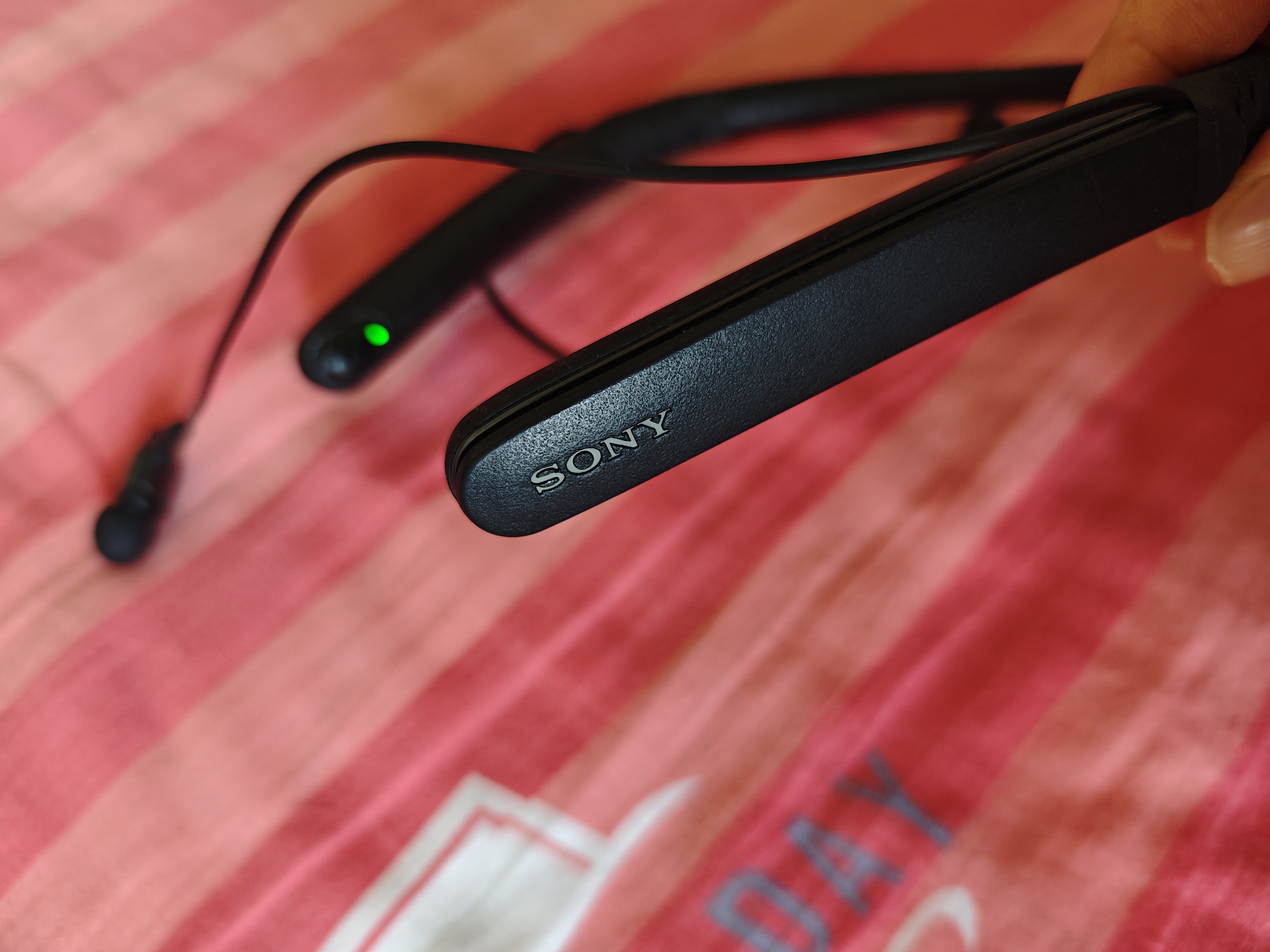 二手正品不同成色索尼WI-1000X无线颈挂式蓝牙耳机支持ldac