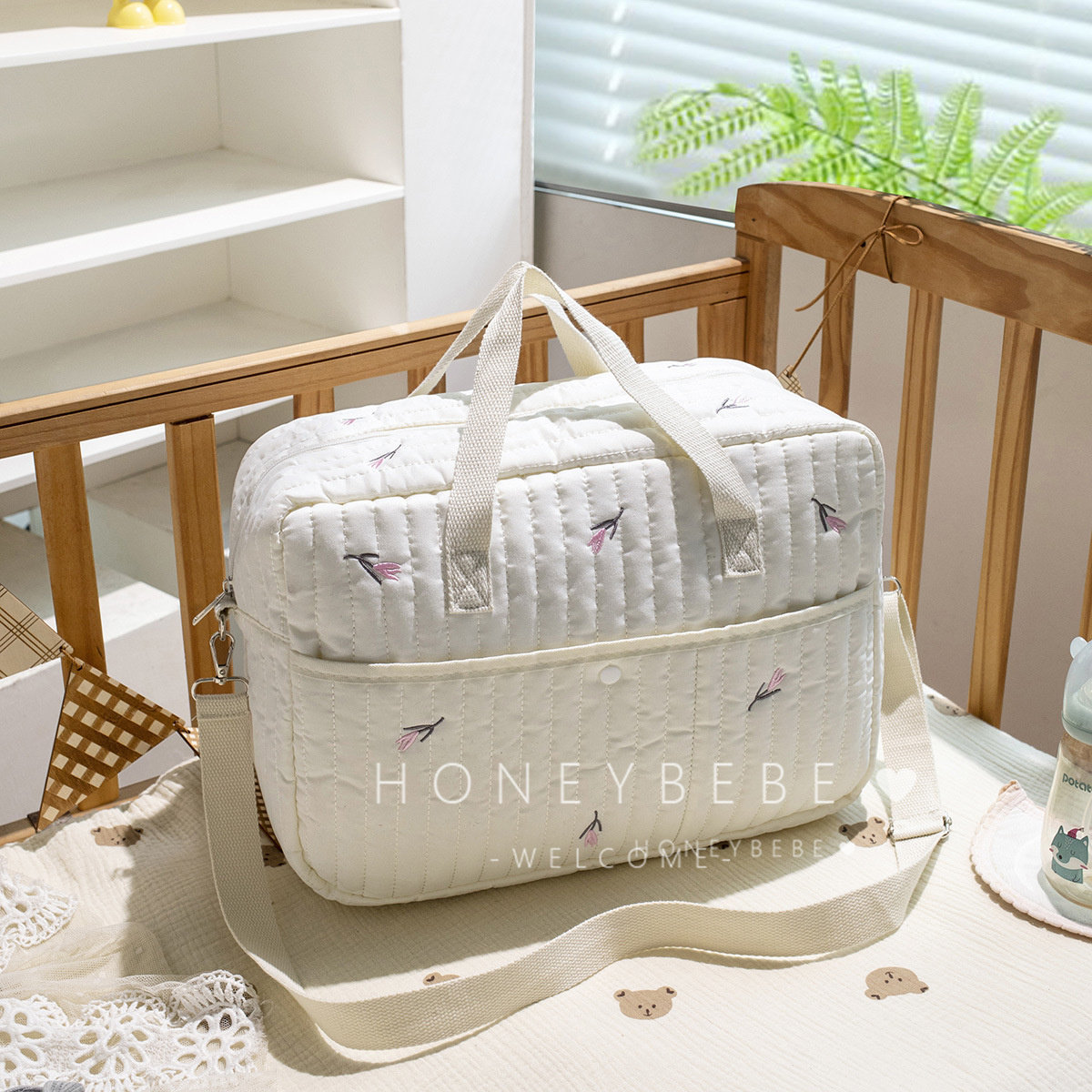 韩国ins大容量妈咪包小熊刺绣收纳手提包简约外出便携母婴包