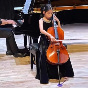 儿童大提琴演奏礼服女童气质高级感黑色无袖长款礼服裙钢琴表演服
