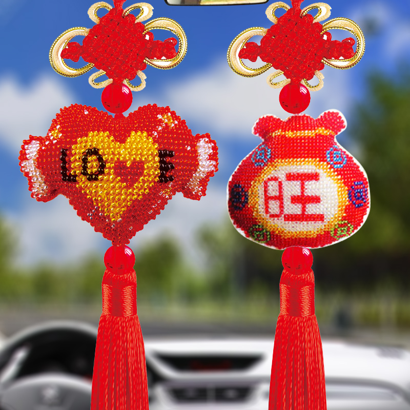 十字绣车挂珠绣自己绣车内装饰