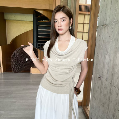 早秋法式挂脖假两件显瘦针织衫