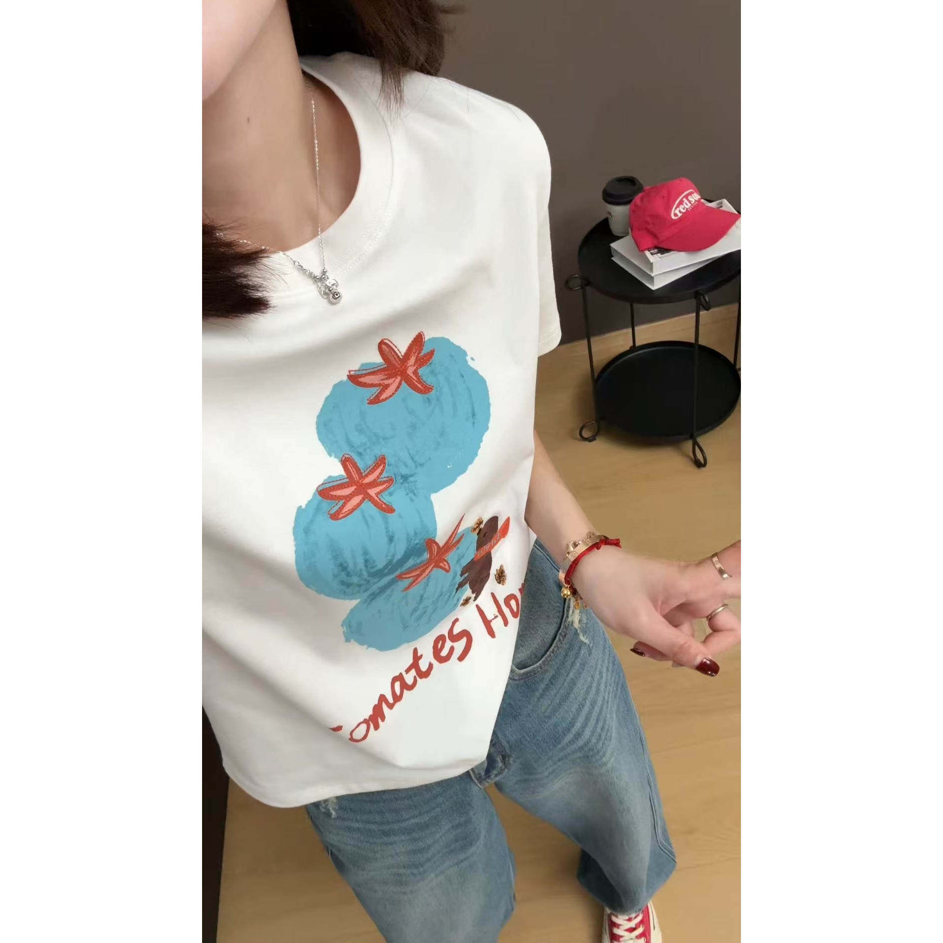2026年新正肩番茄刺绣小熊T恤短袖女趣味减龄贼显瘦合身套头半袖