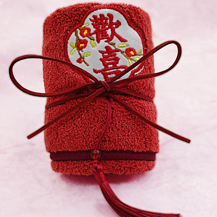 高级感创意小熊棉毛巾伴手礼盒结婚回礼摆件装饰生日送小朋友奖品