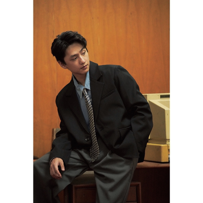 何记港风/复古宽松廓版西服