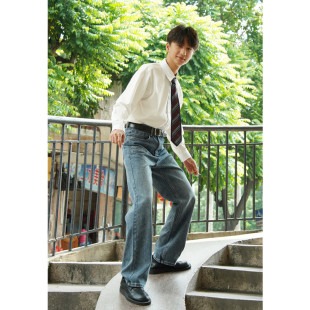 何记港风/靓仔牛仔裤做旧水洗复古直筒高腰休闲长裤男