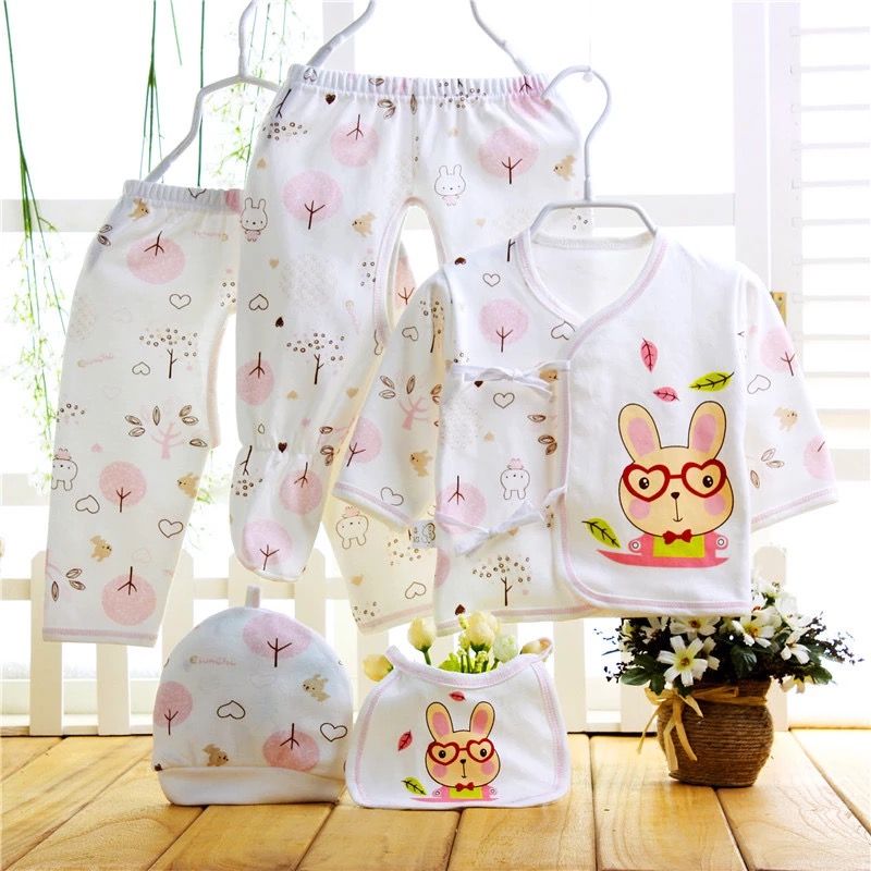 Coffret cadeau pour bébé - Vêtements + Fournitures - Ref 1954224 Image 3