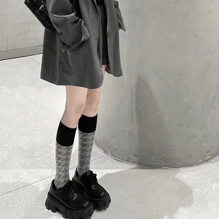 灰色千鸟格小腿袜女春秋简约网红袜子纯棉中筒长袜子日系显瘦百搭