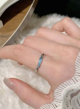 蓝色小鱼戒指女简约时尚气质百搭叠戴个性开口指环网红ins食指戒
