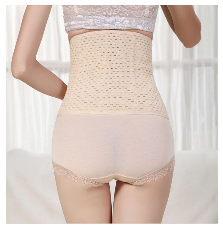 Corset luxueux en soie - Ref 675378 Image 3