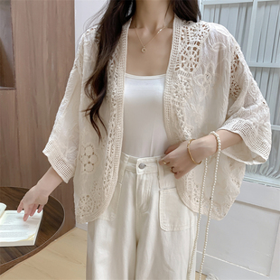 法式镂空钩花开衫女2025早秋新款蝙蝠袖防晒外搭披肩开衫宽松上衣