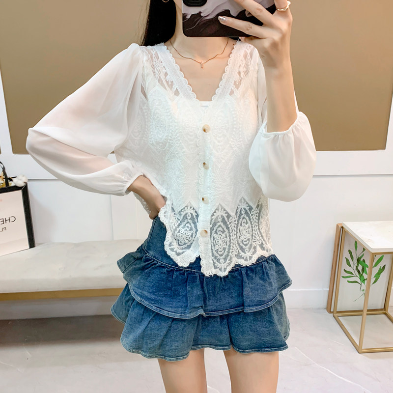 2025秋季女装设计感镂空蕾丝雪纺袖衬衫遮肚子修身慵懒感显瘦上衣