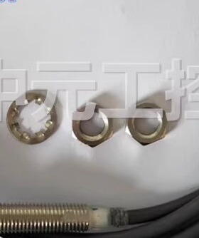 欧姆龙接近开关M8三线E2E-X1R5E1-Z NPN常开E2常闭埋入平头VDC24V