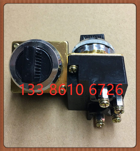 LS2系列十字主令开关 LS2-3 三档旋钮 4只脚 孔30MM