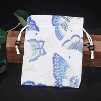 Озеро синяя бежевая бабочка 12*15