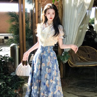 2026超火减龄套装初夏独特漂亮绝美巨好看漂亮小个子精致两件套裙